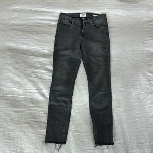Frame Denim Le High Skinny. Size 27
